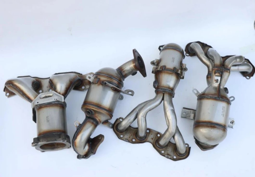 Suitable for Nissan Qashqai High-Quality Exhaust Catalytic Converter Auto Parts